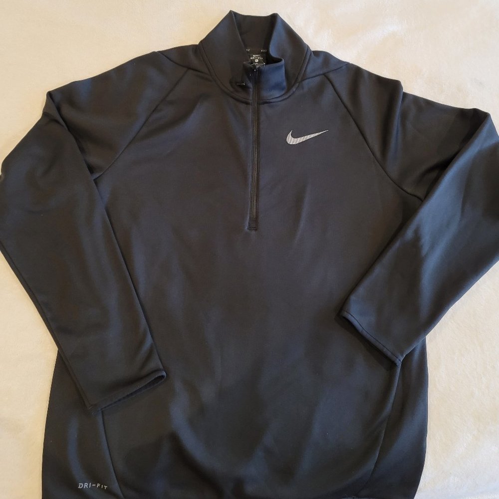 Men's Long-Sleeve 1/4-Zip Nike Therma Pullover